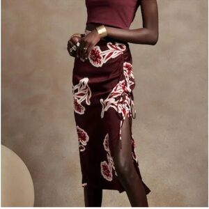 BANANA REPUBLIC FACTORY Ruched Floral Skirt